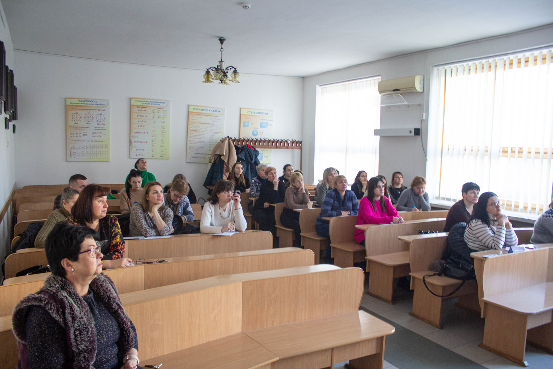 Навчання слухачів циклів спеціалізації за фахом відділення ПДО в начальних кабінетах коледжу