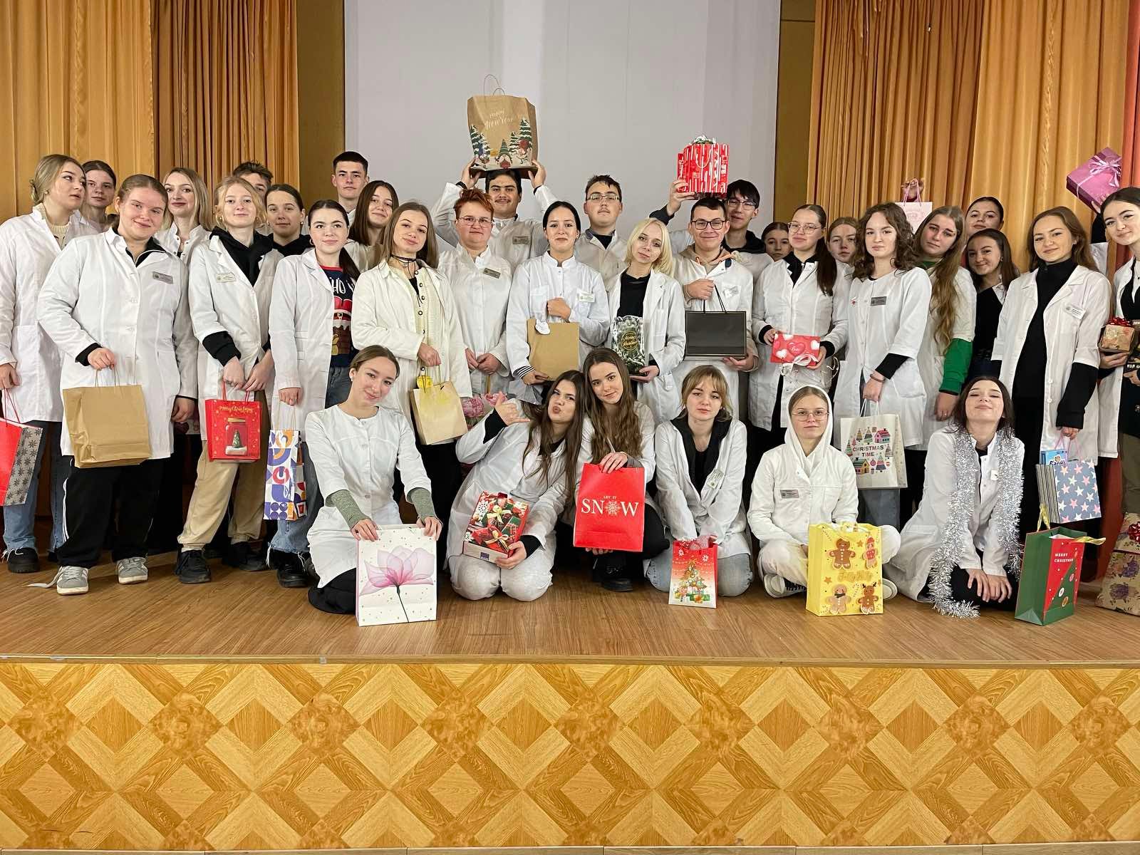 Від Святого Миколая до Миколая...