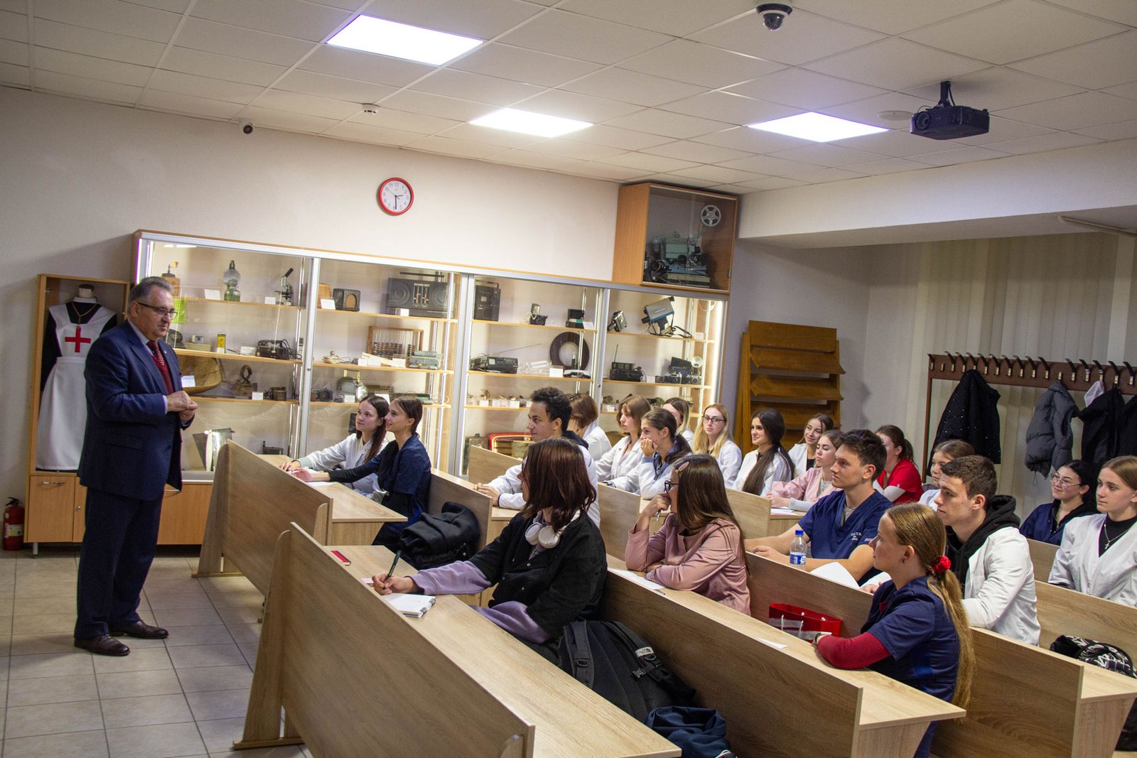 Завершилися директорські години спілкування