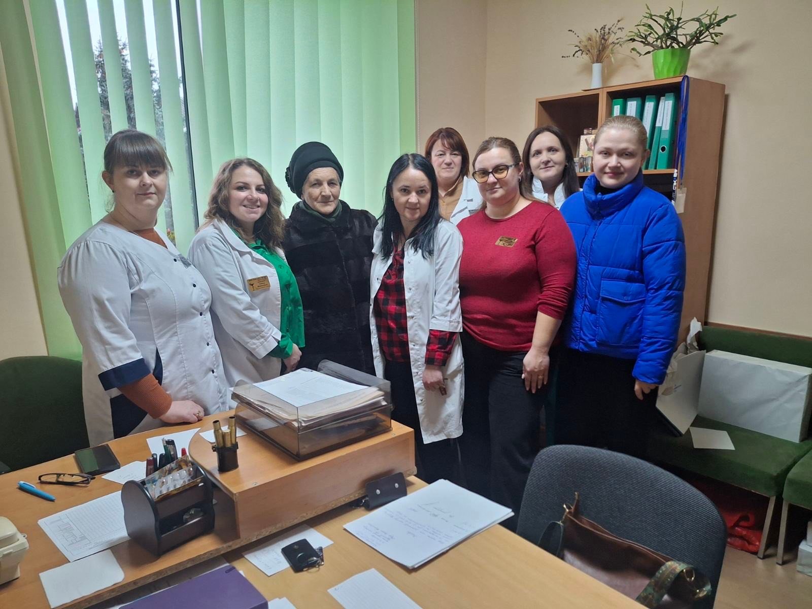 Ходить по землі Святий Миколай!